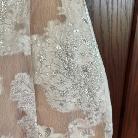 Elliatt Priyanka Mini Dress in Ivory size Medium - Picture 9 of 12